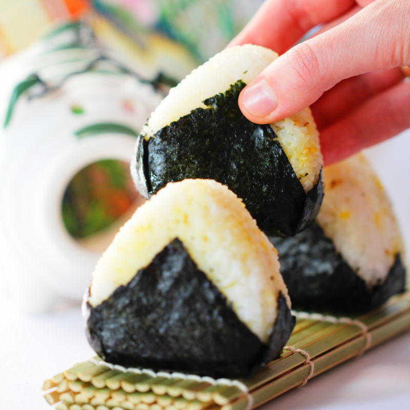 Onigiri mit Furikake Fertig