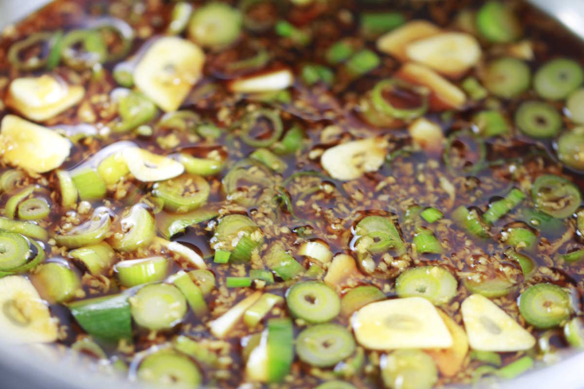 Marinade für die frittierte Aubergine