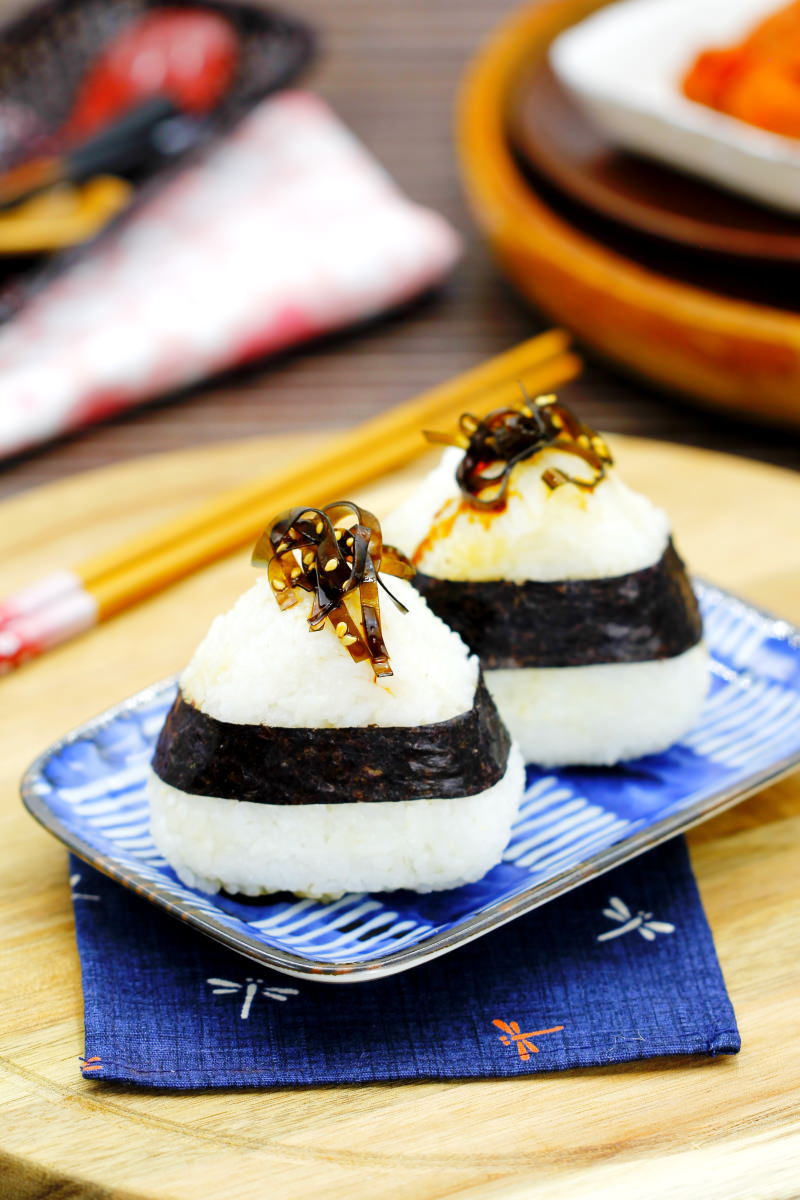 Tsukudani Onigiri mit Kombu Rezeptbild